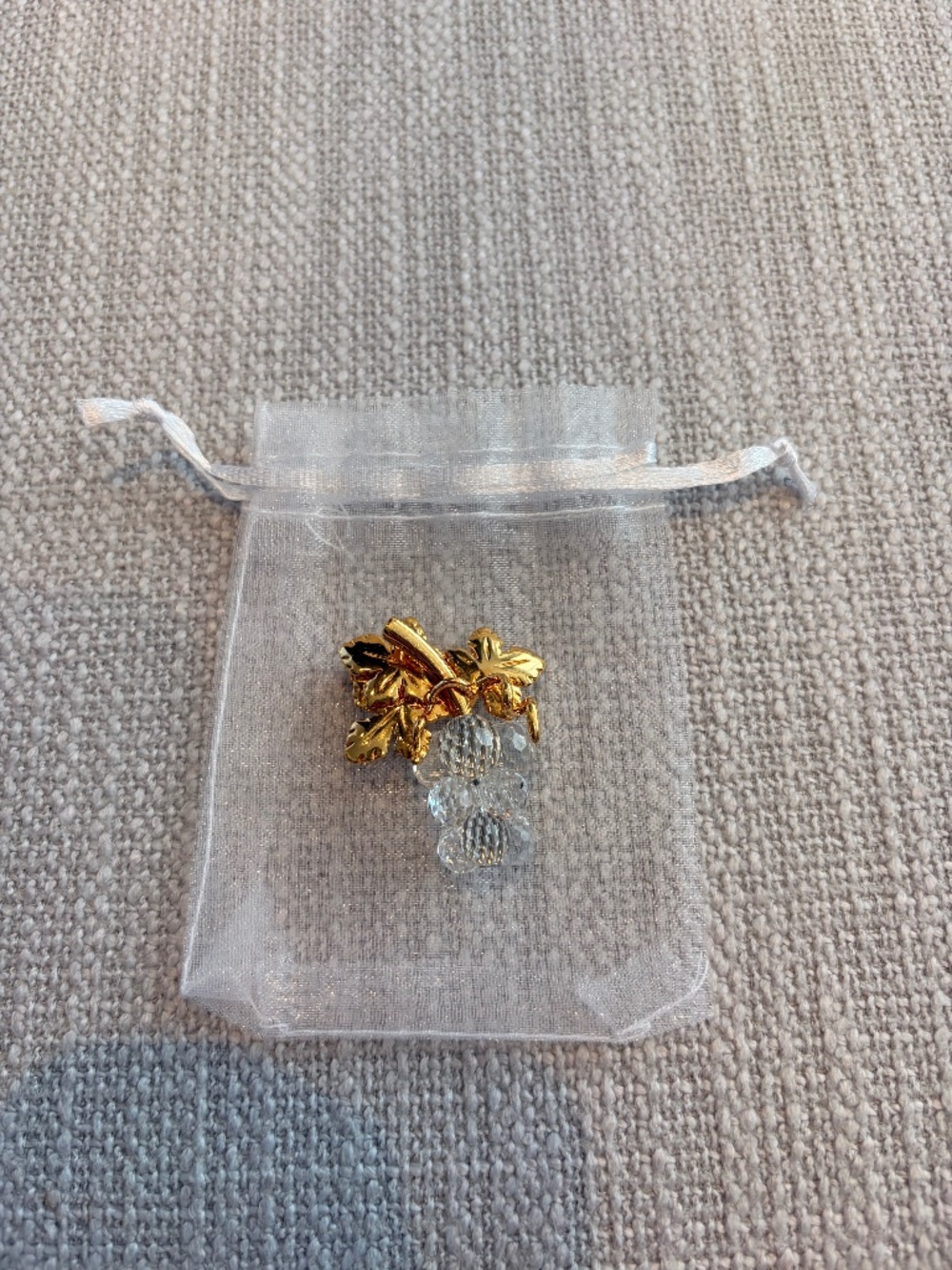 Vintage Swarovski Swan Logo Crystal Memories Grape Cluster Brooch Gold Tone